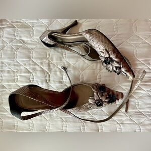 Bottega Veneta gorgeous exotic leather strappy pumps. Vintage item.
